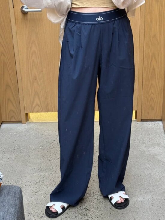 ALO Yoga Pants - NWT🚵‍♀️ALO Yoga Suit Up Trouser Navy Blue (Regular 30)💙Lengthen legs